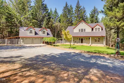 255 Janice Way, Merlin, OR 97532 - Photo 1