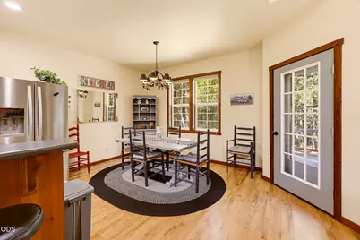 255 Janice Way, Merlin, OR 97532 - Photo 16