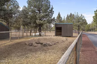 18495 Crawford Trail, Sisters, OR 97759 - Photo 54