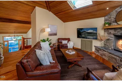 17396 Red Cedar Lane #10, Sunriver, OR 97707 - Photo 4