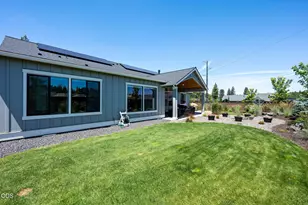 2258 NW Brickyard St, Bend, OR 97703 - Photo 34