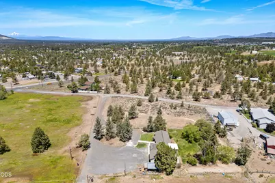 6492 SW 51st, Redmond, OR 97756 - Photo 2