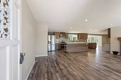 6492 SW 51st, Redmond, OR 97756 - Photo 12
