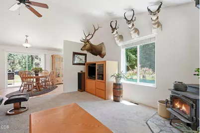 19184 Baker Road, Bend, OR 97702 - Photo 8