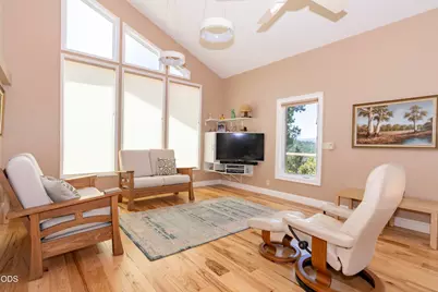 712 Colleen Court, Grants Pass, OR 97527 - Photo 8