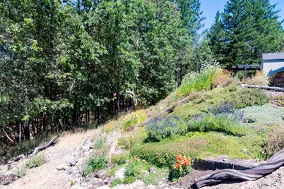 712 Colleen Court, Grants Pass, OR 97527 - Photo 46