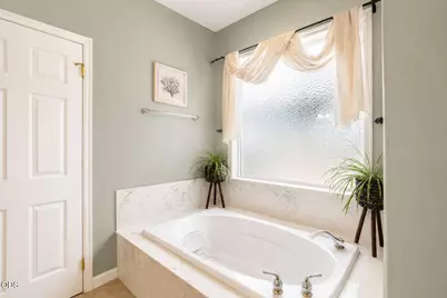 499 Ridgeway Avenue, Central Point, OR 97502 - Photo 16