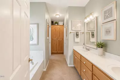 499 Ridgeway Avenue, Central Point, OR 97502 - Photo 18