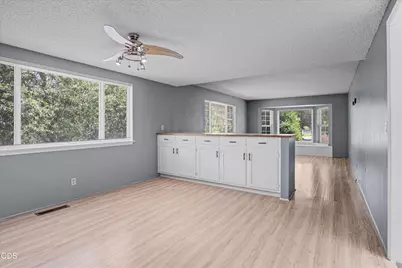 287 Surrey Drive, Grants Pass, OR 97526 - Photo 14
