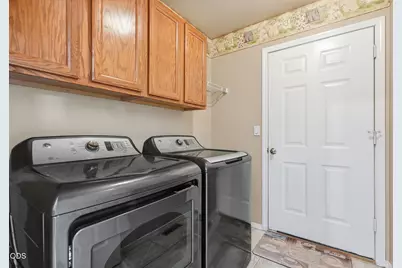 2541 NW 15th Street, Redmond, OR 97756 - Photo 24