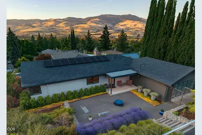 565 Altamont Street, Ashland, OR 97520 - Photo 1