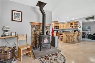 5900 OR-238, Jacksonville, OR 97530 - Photo 8