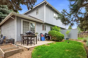 1559 SW Rimrock Way, Redmond, OR 97756 - Photo 18