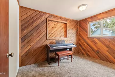 65230 94th Street, Bend, OR 97703 - Photo 16