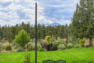 67295 Gist Rd, Bend, OR 97703 - Photo 24
