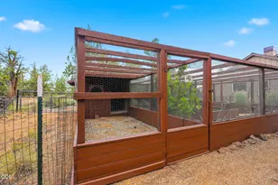67295 Gist Rd, Bend, OR 97703 - Photo 44