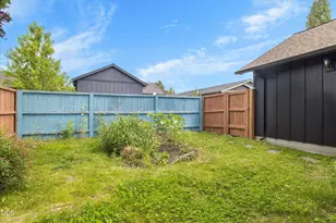 20358 Chase, Bend, OR 97702 - Photo 28