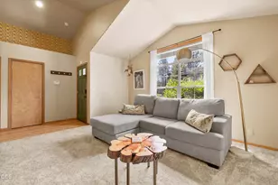 20358 Chase, Bend, OR 97702 - Photo 6