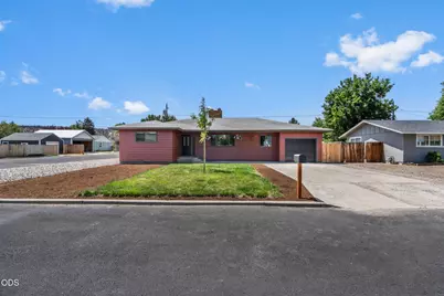 285 SW Claypool Street, Prineville, OR 97754 - Photo 2