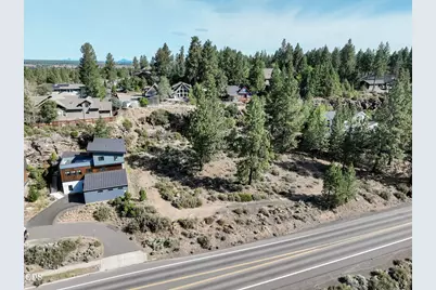 19442 SW Century, Bend, OR 97702 - Photo 6