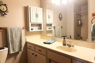 1002 Angler Ln, Grants Pass, OR 97527 - Photo 10