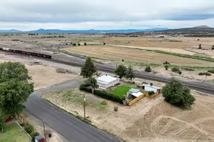 31 3rd St, Metolius, OR 97741 - Photo 28