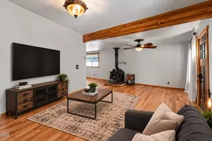 615 NW Ogden Ave, Bend, OR 97703 - Photo 8