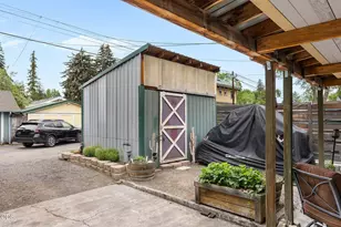 615 NW Ogden Ave, Bend, OR 97703 - Photo 26