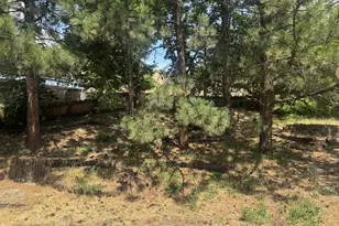 1936 Lancaster Ave, Klamath Falls, OR 97601 - Photo 2