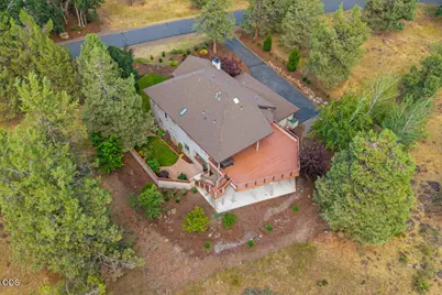 10126 Cinnamon Teal Drive, Klamath Falls, OR 97601 - Photo 4