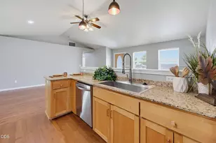 3643 Amelia Way, White City, OR 97503 - Photo 4