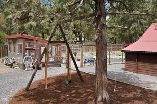 69741 Old Wagon Rd, Sisters, OR 97759 - Photo 40