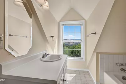 430 Wiley Street, Ashland, OR 97520 - Photo 18
