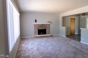 1921 Regina Way, Grants Pass, OR 97527 - Photo 4