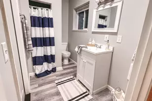 1921 Regina Way, Grants Pass, OR 97527 - Photo 16