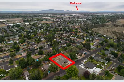 2284 NW 13th Street, Redmond, OR 97756 - Photo 48