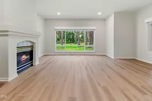 20387 Christmas Ridge, Bend, OR 97702 - Photo 8