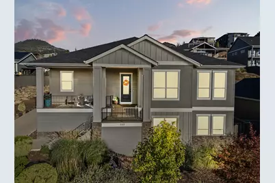 523 W La Strada Circle, Medford, OR 97504 - Photo 1