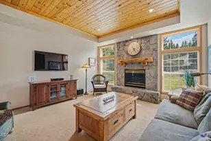 57719 Poplar Ln, Sunriver, OR 97707 - Photo 6