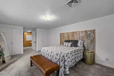 636 NE Irving Avenue, Bend, OR 97701 - Photo 20