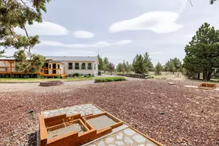 8664 SW Sisters View Pl, Terrebonne, OR 97760 - Photo 8