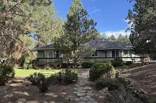 20825 Chloe Ln, Bend, OR 97702 - Photo 4