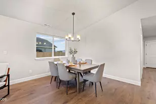1298 NW Fairway Dr, Madras, OR 97741 - Photo 10