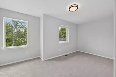 19509 Meadowbrook Drive, Bend, OR 97702 - Photo 34