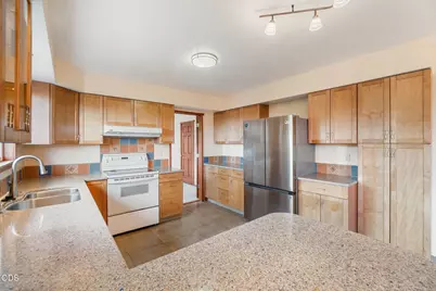 1240 Hilton Drive, Klamath Falls, OR 97603 - Photo 16