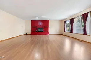 1240 Hilton Dr, Klamath Falls, OR 97603 - Photo 8