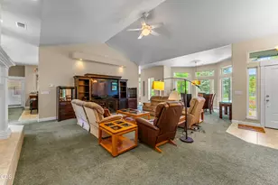 155 Kingsgate Way, Grants Pass, OR 97527 - Photo 12