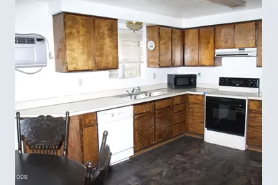 1713 SW Lava Avenue, Redmond, OR 97756 - Photo 12