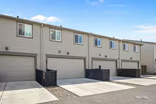 2547 NE Purcell Blvd, Bend, OR 97701 - Photo 22