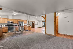 17065 Oxnard Rd, Bend, OR 97707 - Photo 30